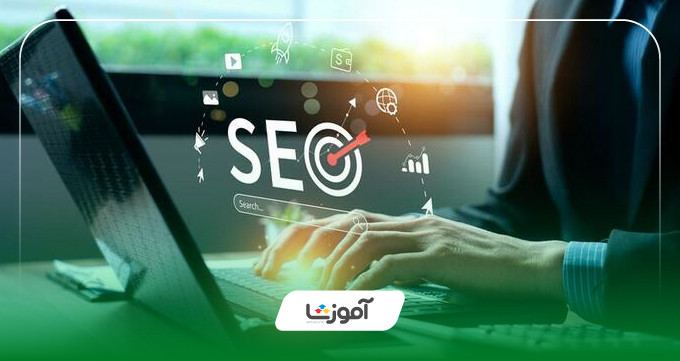 آیا آموزش حضوری سئو بهتر است یا دوره آنلاین؟